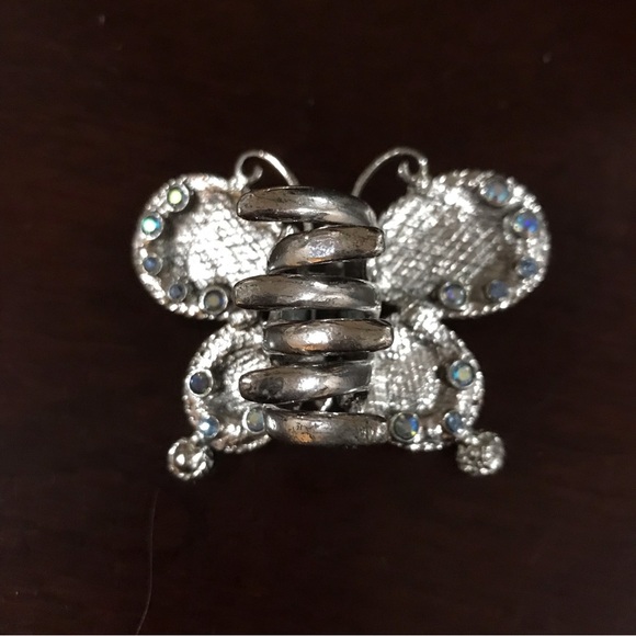 ▪️Vintage Butterfly Hair Clip - Picture 2 of 6